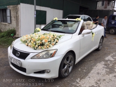 XE CƯỚI LEXUS IS 250 MUI TRẦN