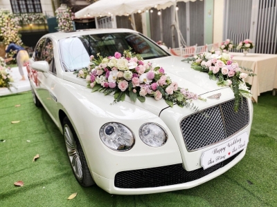 XE CƯỚI BENTLEY
